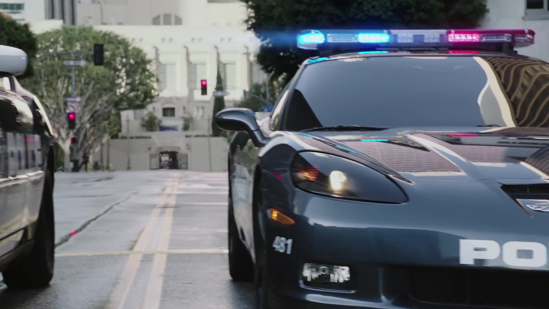 鲜牛加速器优化《极品飞车22》成就与进度同步